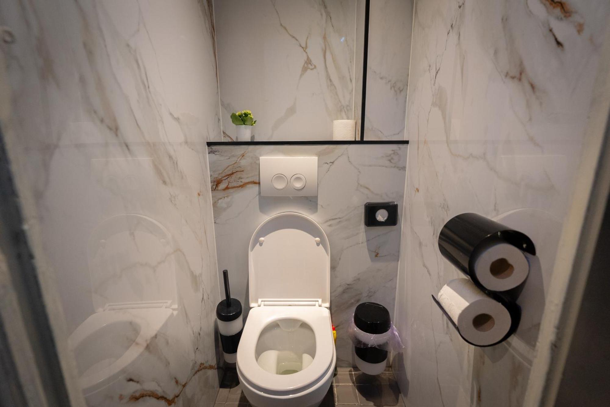 Crown Hotel Амстердам Екстериор снимка