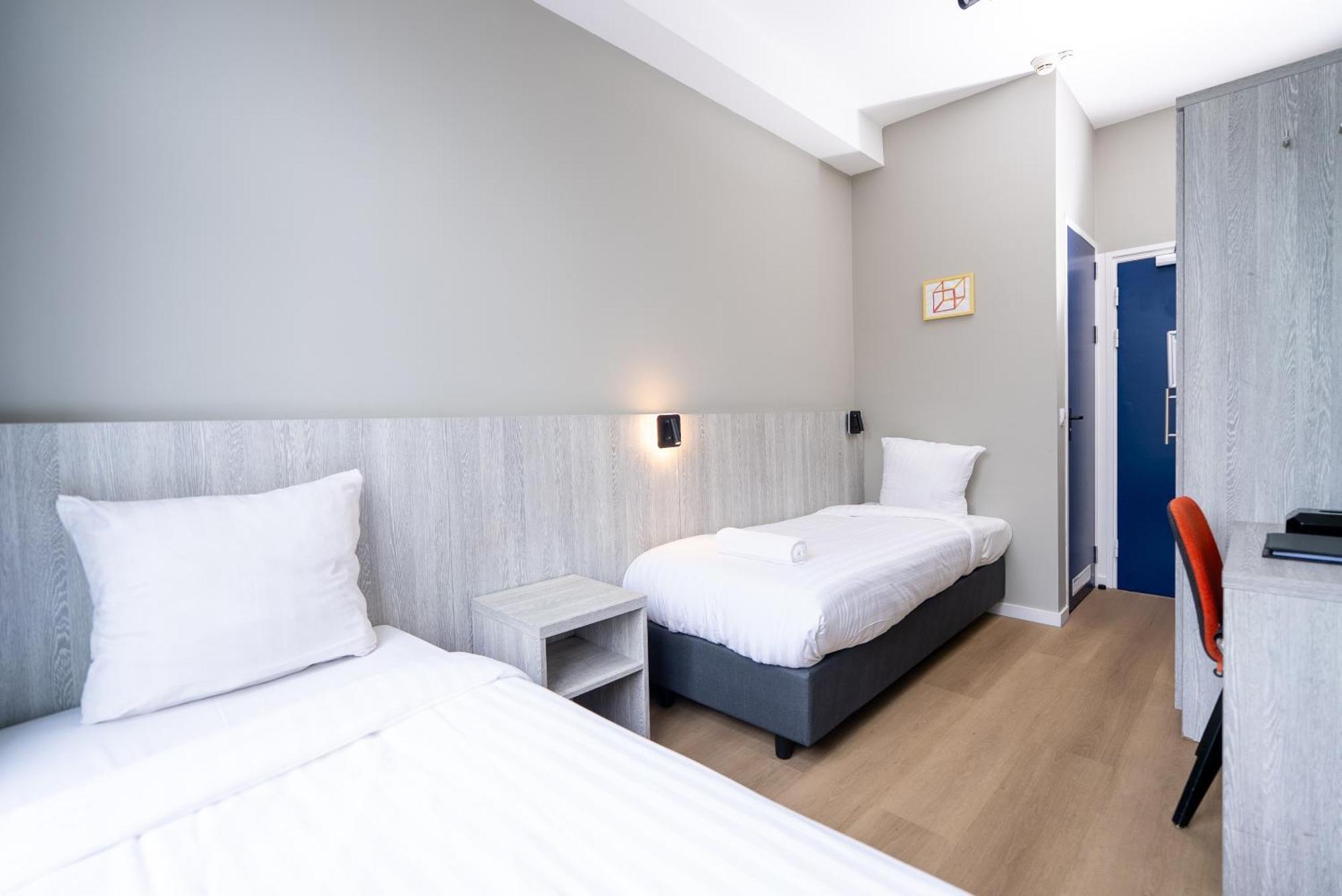 Crown Hotel Амстердам Екстериор снимка