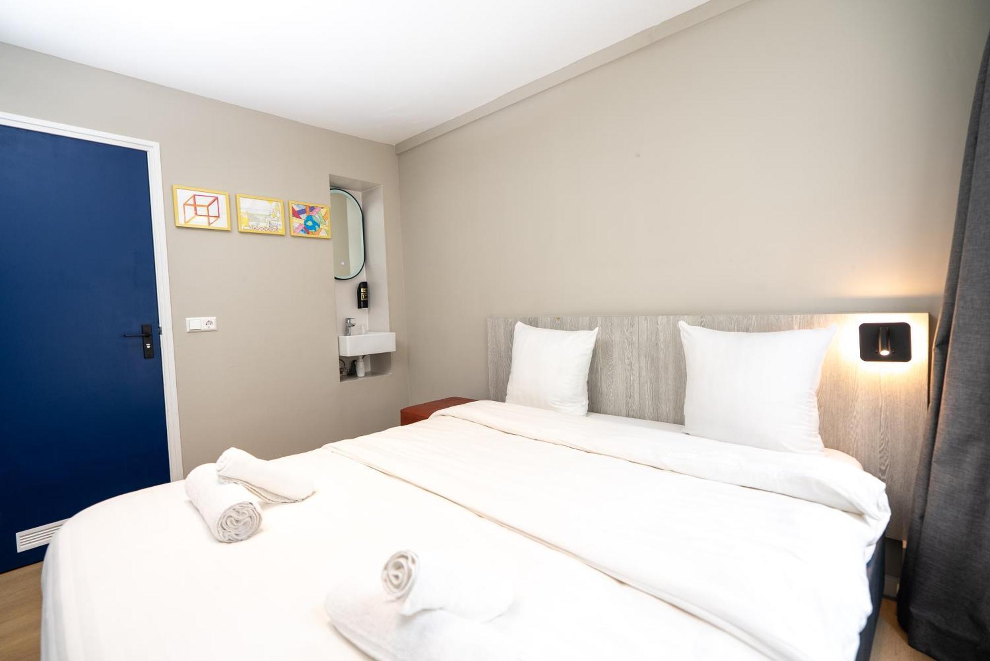Crown Hotel Амстердам Екстериор снимка